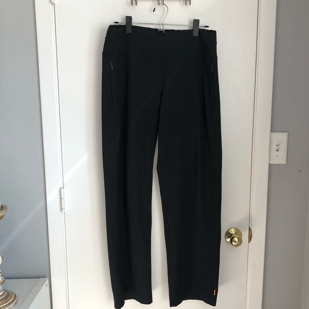Lucy Women’s Yoga Pants
